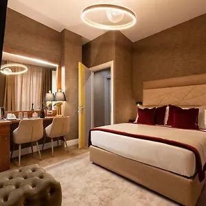 Royal Corso Guest house